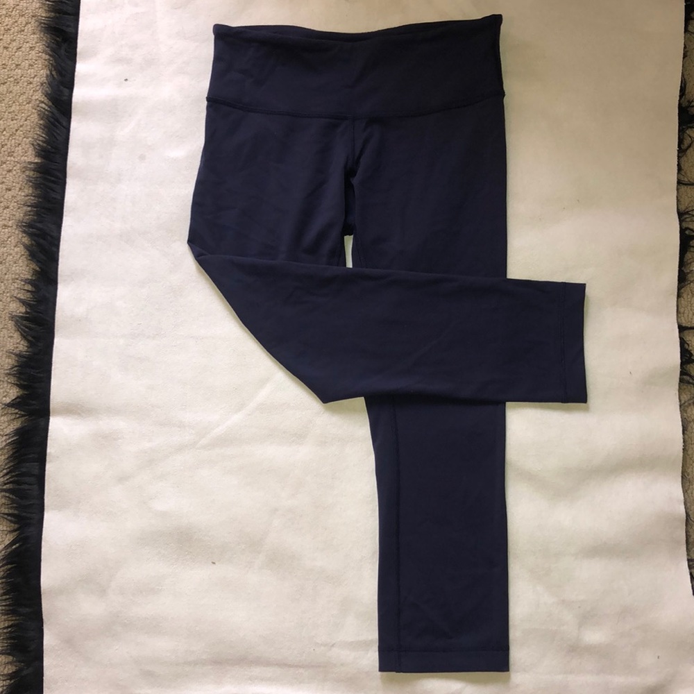 Lululemon Wunder Under Cropped Leggings